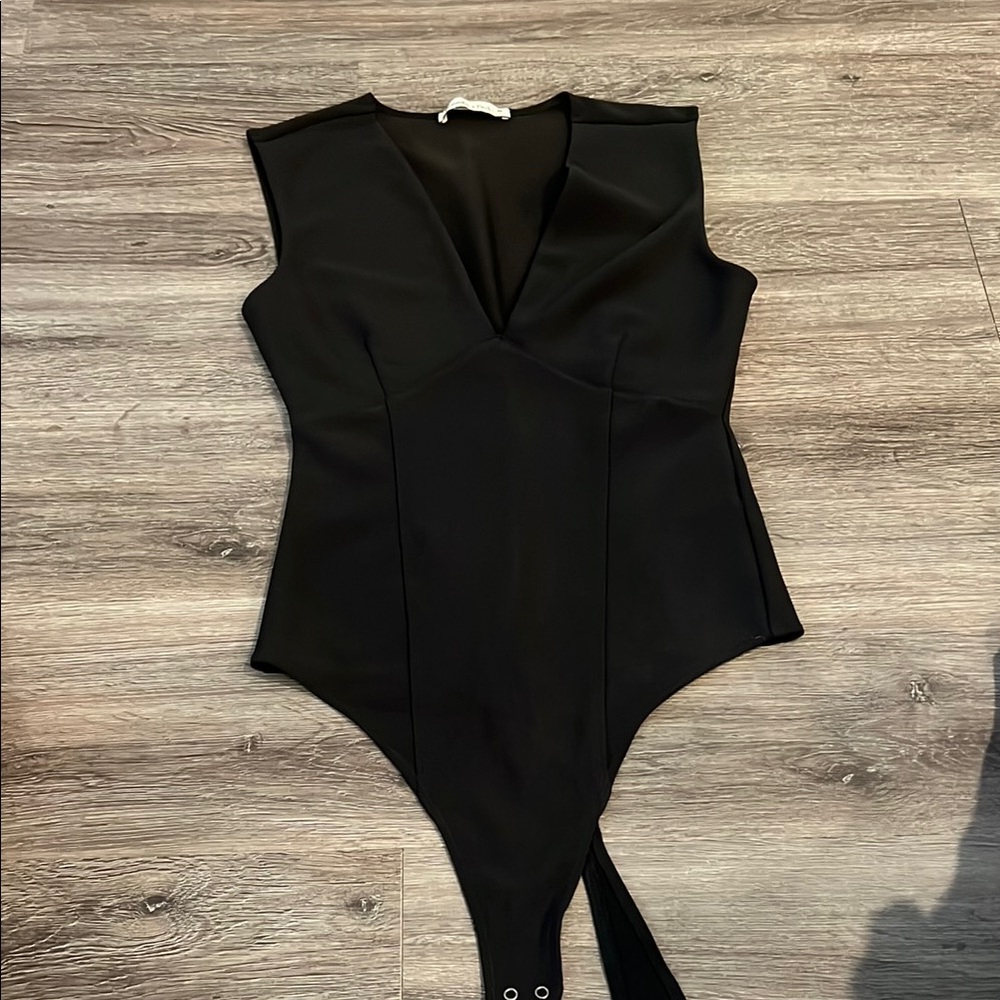 Black Sleeveless Bodysuit